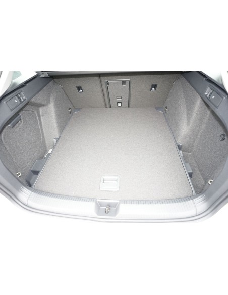 |AutoNeo.roTavita de portbagaj Volkswagen Golf 8, caroserie Combi, fabricatie 11.2020 - prezent, portbagaj superior 1