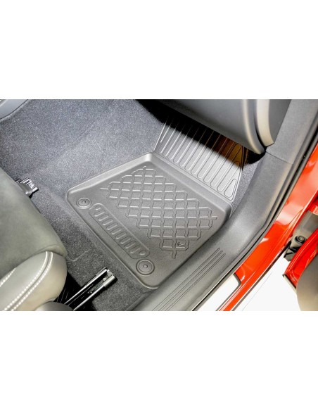 |AutoNeo.roCovorase tip tavita Volvo XC40, caroserie SUV, fabricatie 03.2018 - prezent 1