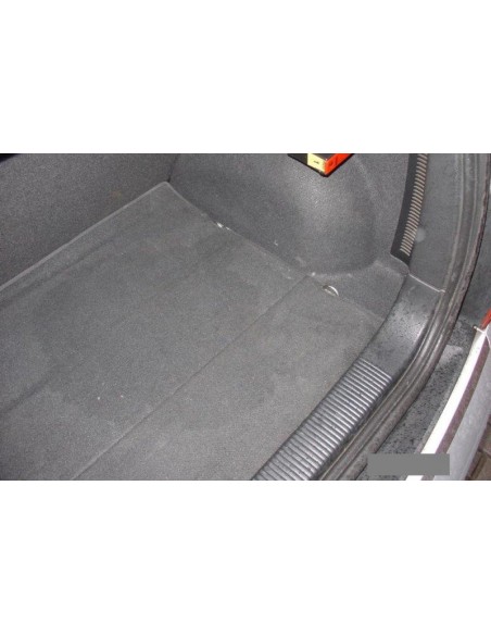 |AutoNeo.roTavita de portbagaj Audi A2 8Z, caroserie Hatchback, fabricatie 1999 - 2005, portbagaj superior, cu roata rezerva 1