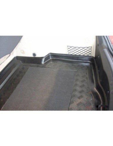 |AutoNeo.roTavita de portbagaj Alfa Romeo 159, caroserie Combi, fabricatie 09.2005 - 2011, portbagaj inferior 1