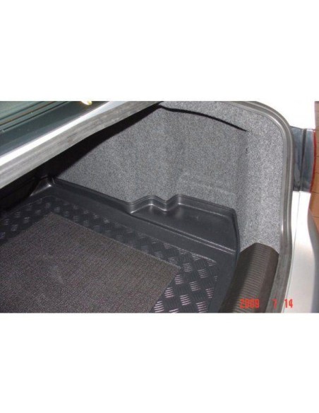 |AutoNeo.roTavita de portbagaj Volkswagen Jetta V, caroserie Sedan, fabricatie 08.2005 - 2011, fara separatoare 2