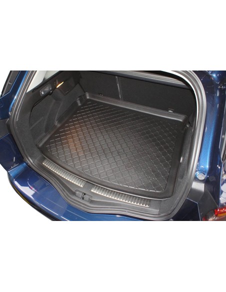 |AutoNeo.roTavita de portbagaj Renault Megane IV, caroserie Combi, fabricatie 09.2016 - prezent, portbagaj superior 1