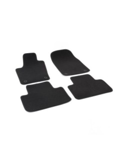 Covorase auto dedicate din mocheta