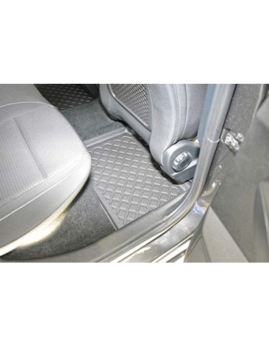 |AutoNeo.roCovorase tip tavita Ford Focus IV, caroserie Hatchback, fabricatie 09.2018 - prezent 1