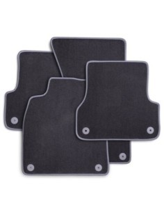 Covorase auto dedicate din mocheta