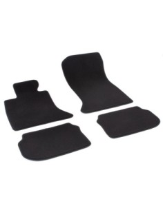 Covorase auto dedicate din mocheta