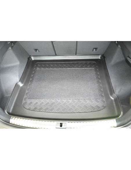 |AutoNeo.roTavita de portbagaj Audi Q3 II, caroserie SUV, fabricatie 08.2018 - prezent, portbagaj superior 1