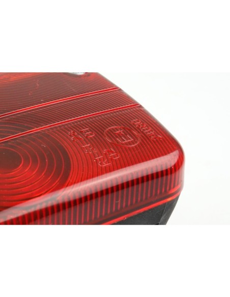 |AutoNeo.roSet lampi stop cu magnet si cablu 75m 12V cu catadioptri triunghiulari 2buc Amio